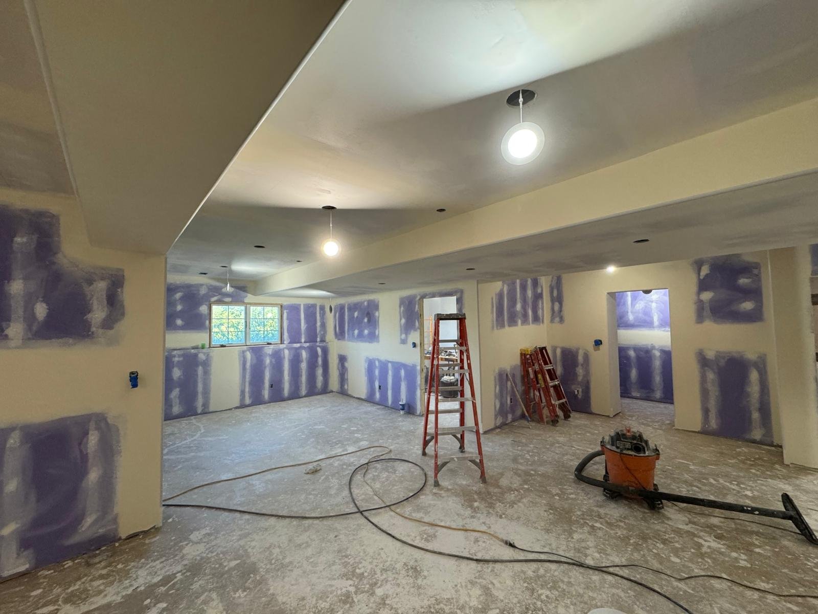 Final drywall mud coat smooth finish Bradley Kankakee County