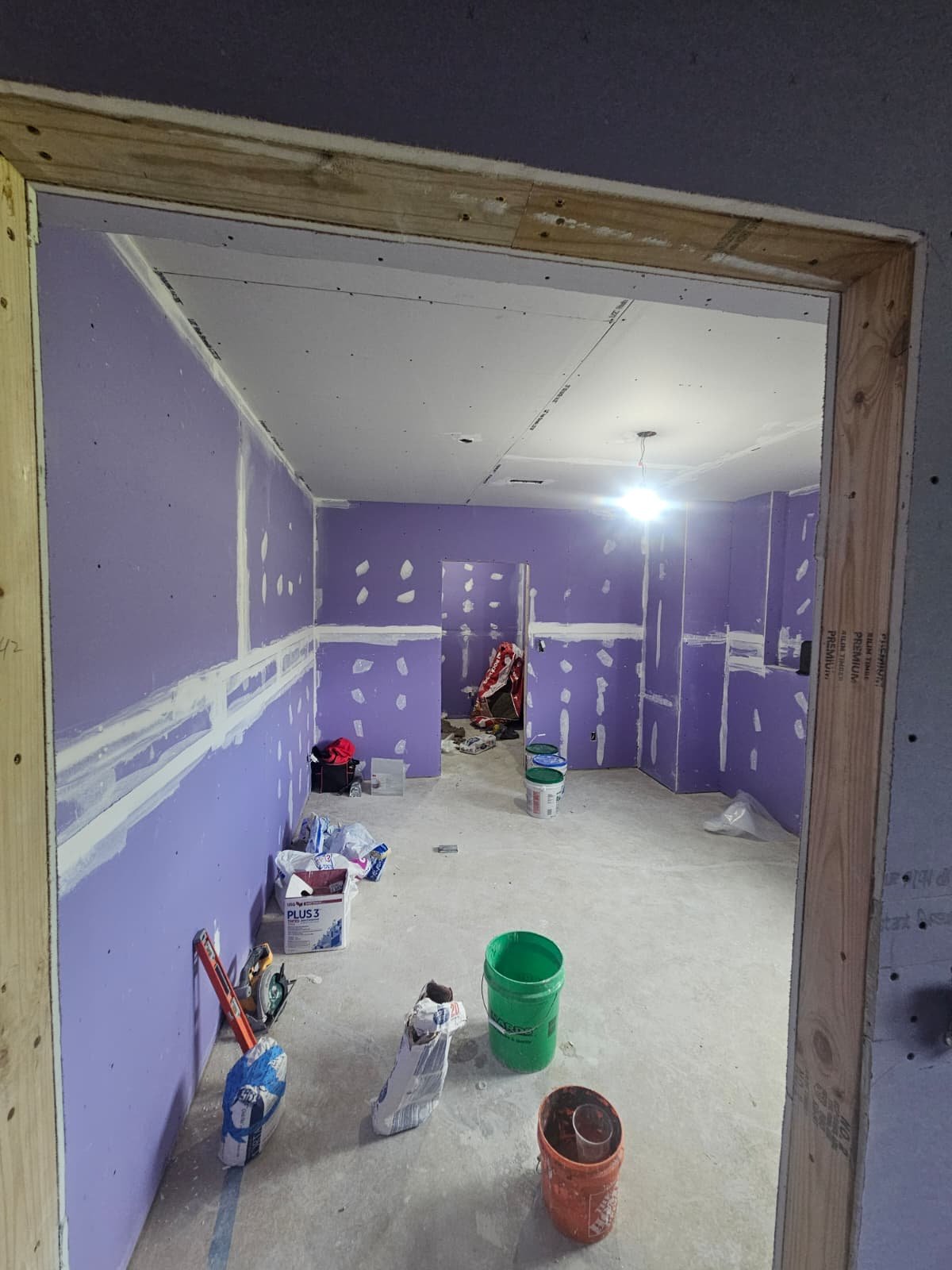 First mud coat paper tape basement drywall Bourbonnais IL