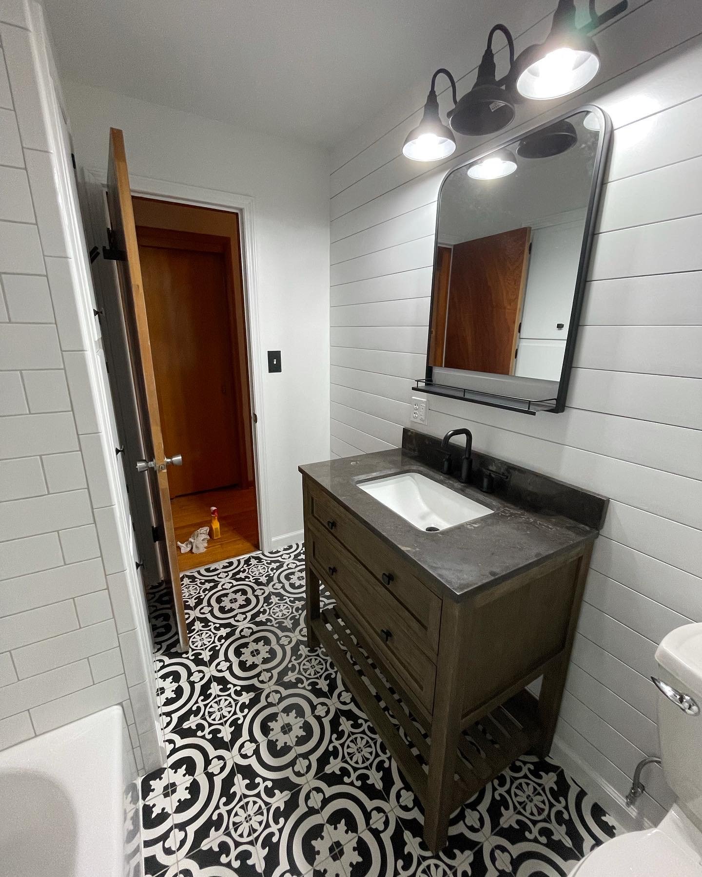Master bathroom renovation Joliet Mokena Homer Glen Shorewood luxury fixtures modern tile IL