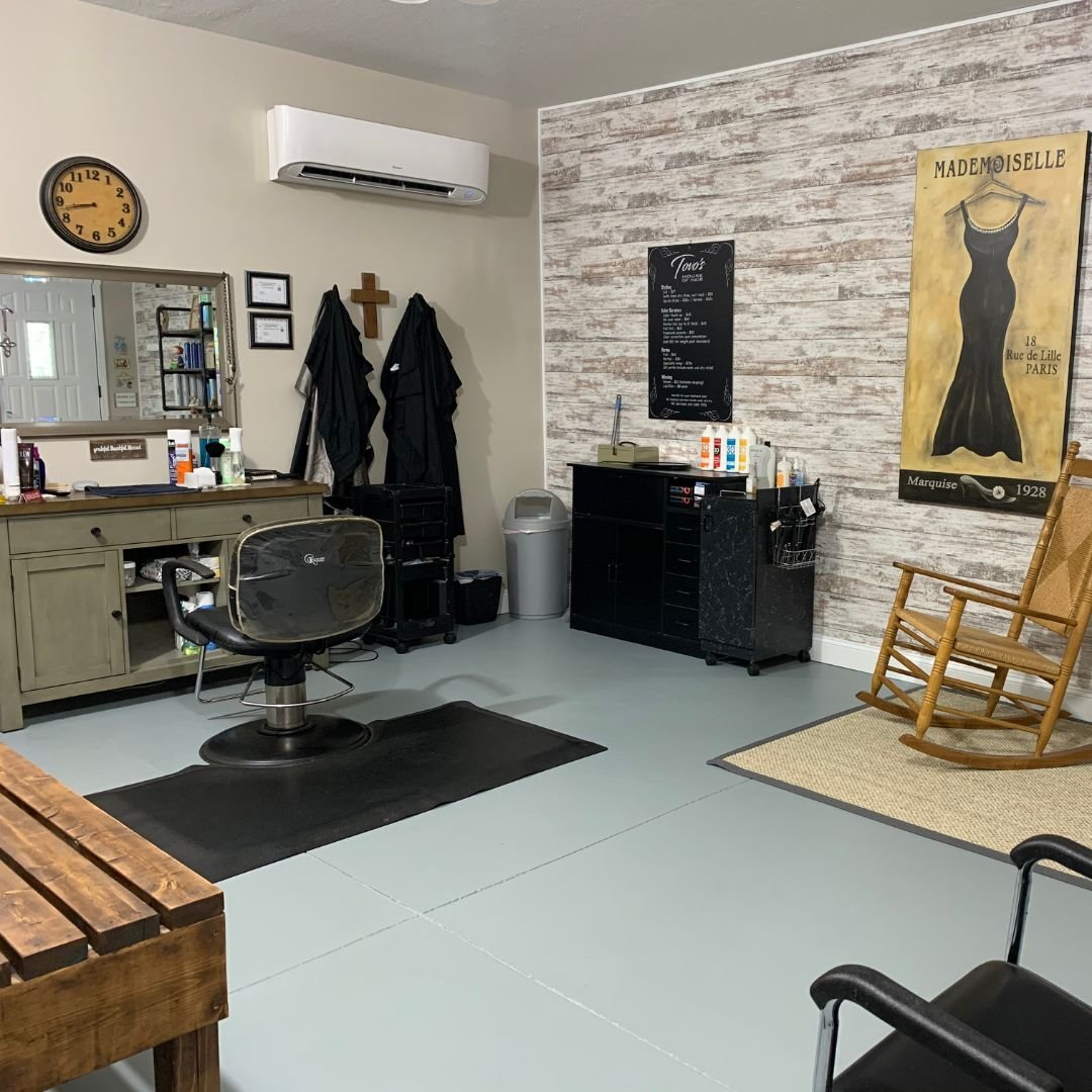 Flooring Installation portfolio photo showing cabinet, fixture, or finish options available to Bourbonnais Illinois homeowners