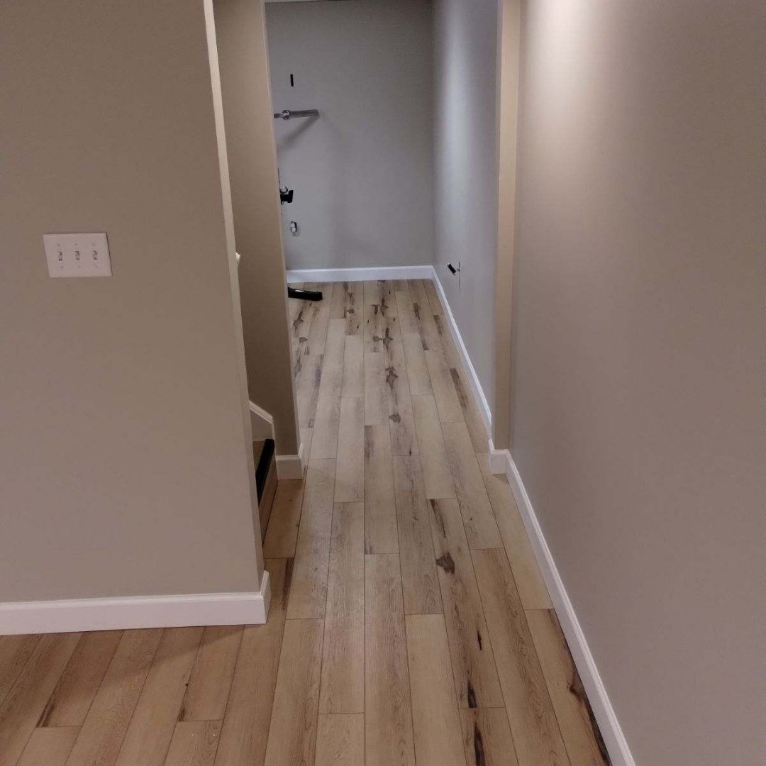 Luxury vinyl plank installation Orland Park Frankfort Tinley Park New Lenox waterproof LVP IL