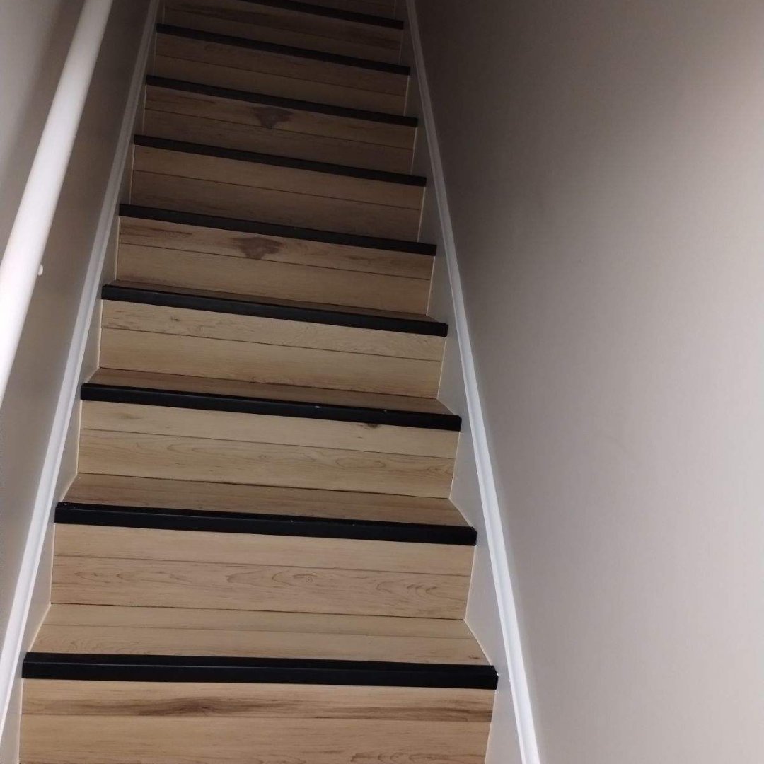 Waterproof vinyl flooring Joliet Mokena Homer Glen Shorewood kitchen bathroom basement IL