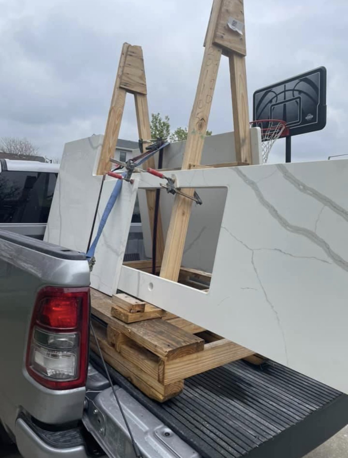 Granite countertops Orland Park Frankfort Tinley Park New Lenox kitchen remodel premium stone IL