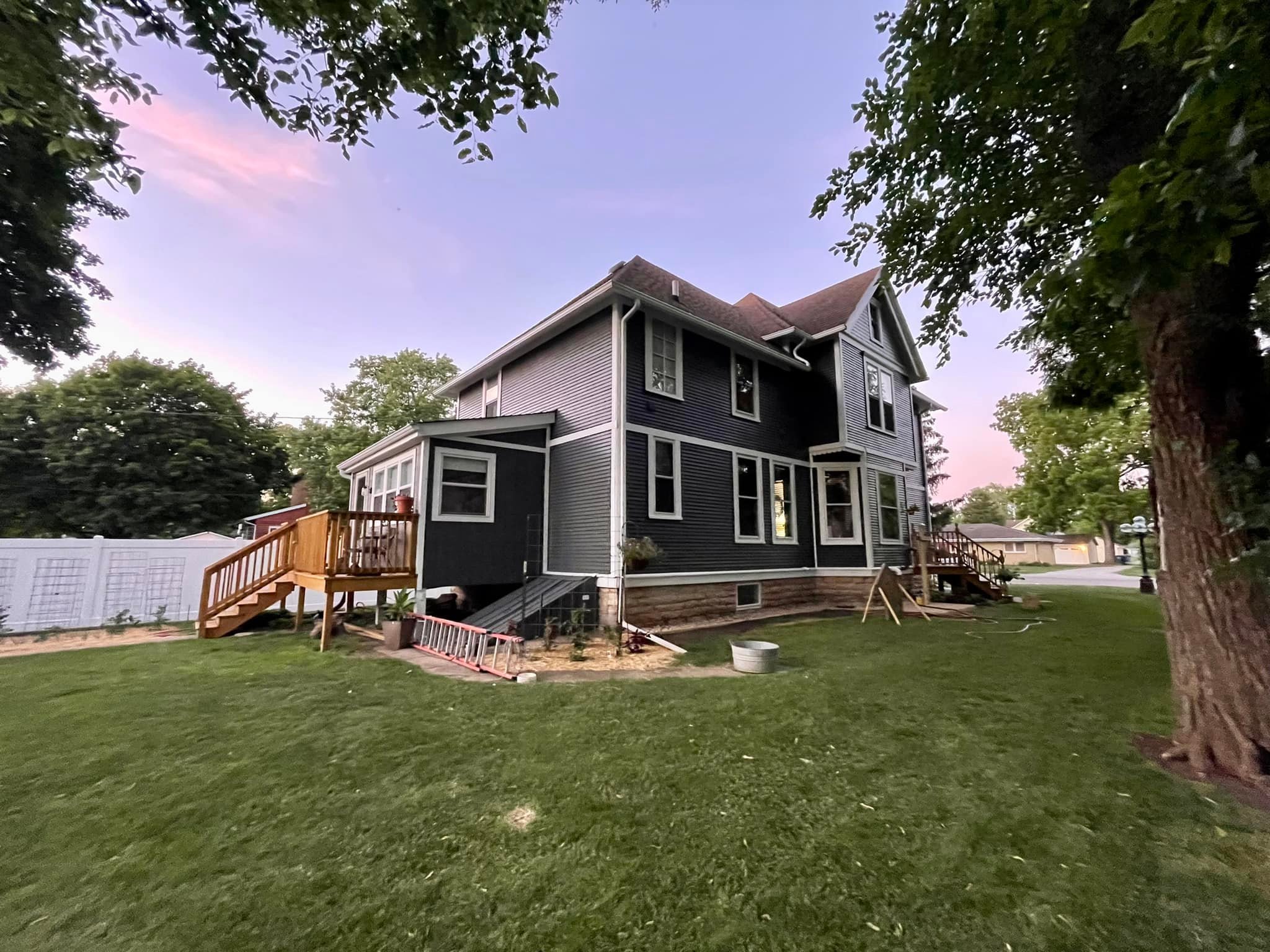 Exterior painting Dwight Pontiac Frankfort Orland Park Tinley Park New Lenox Kankakee County IL